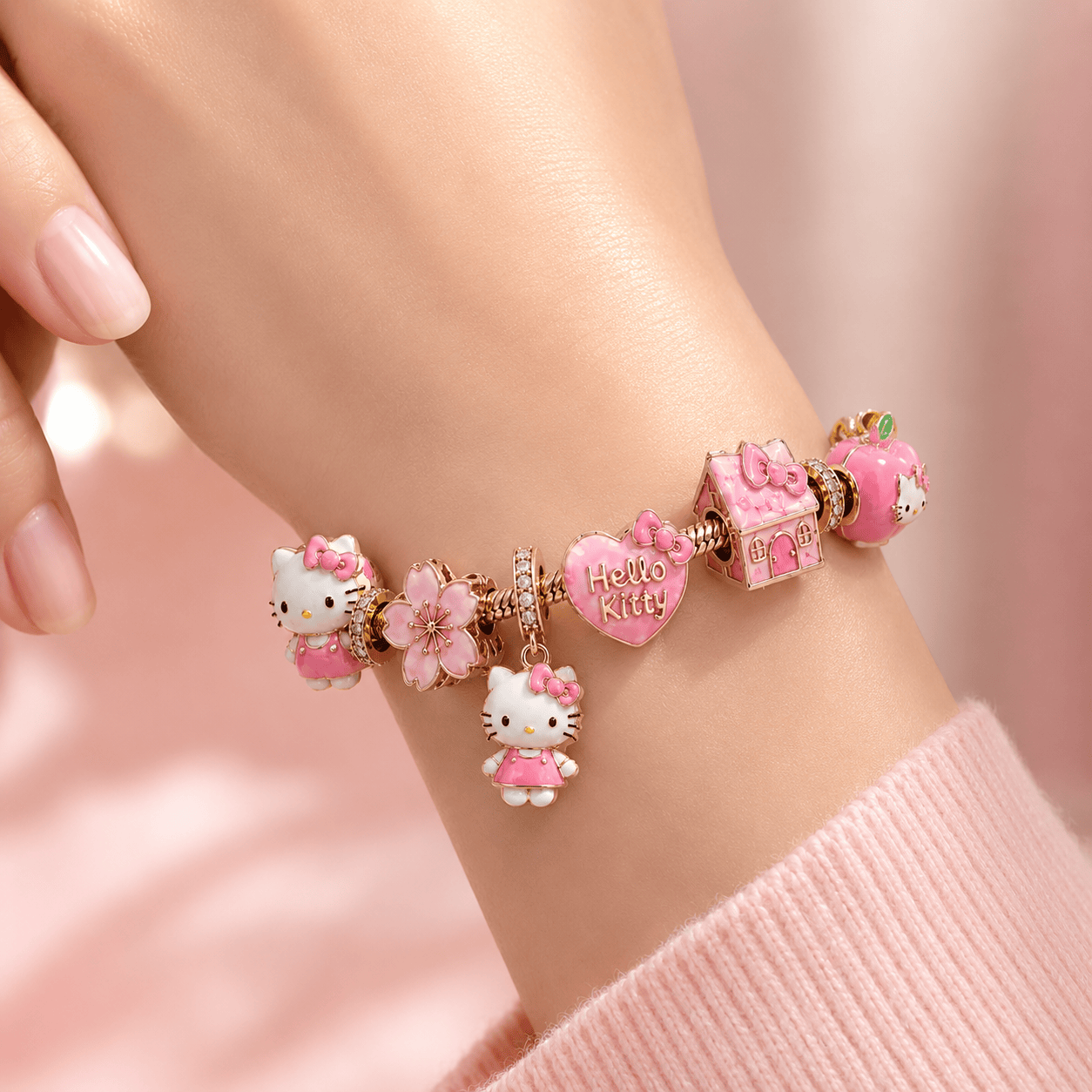 HLKT Gold Charm Bracelet Set BMD