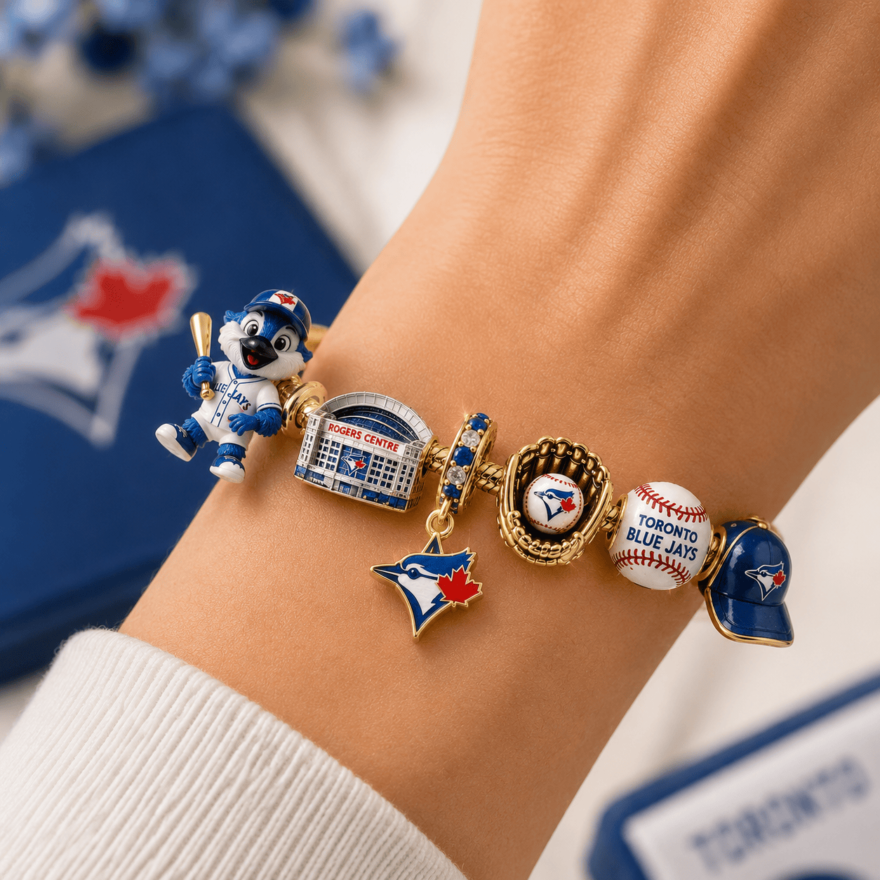 TBJ Gold Charm Bracelet Set BMD