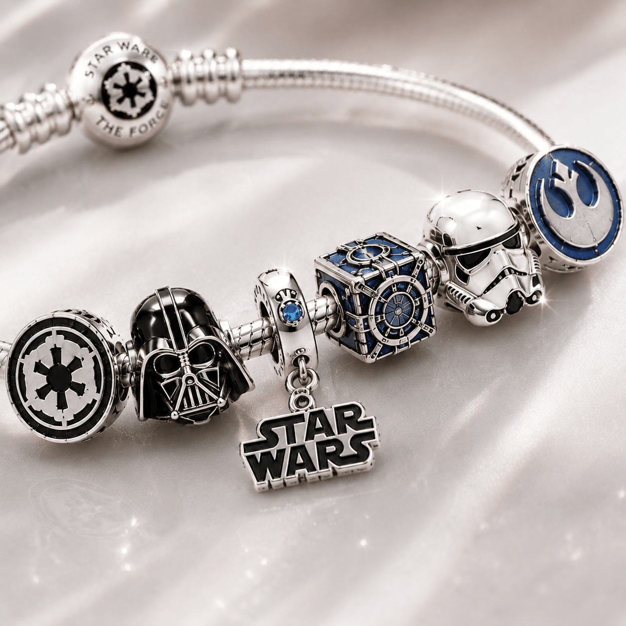 STW Sliver Charm Bracelet Set TTN